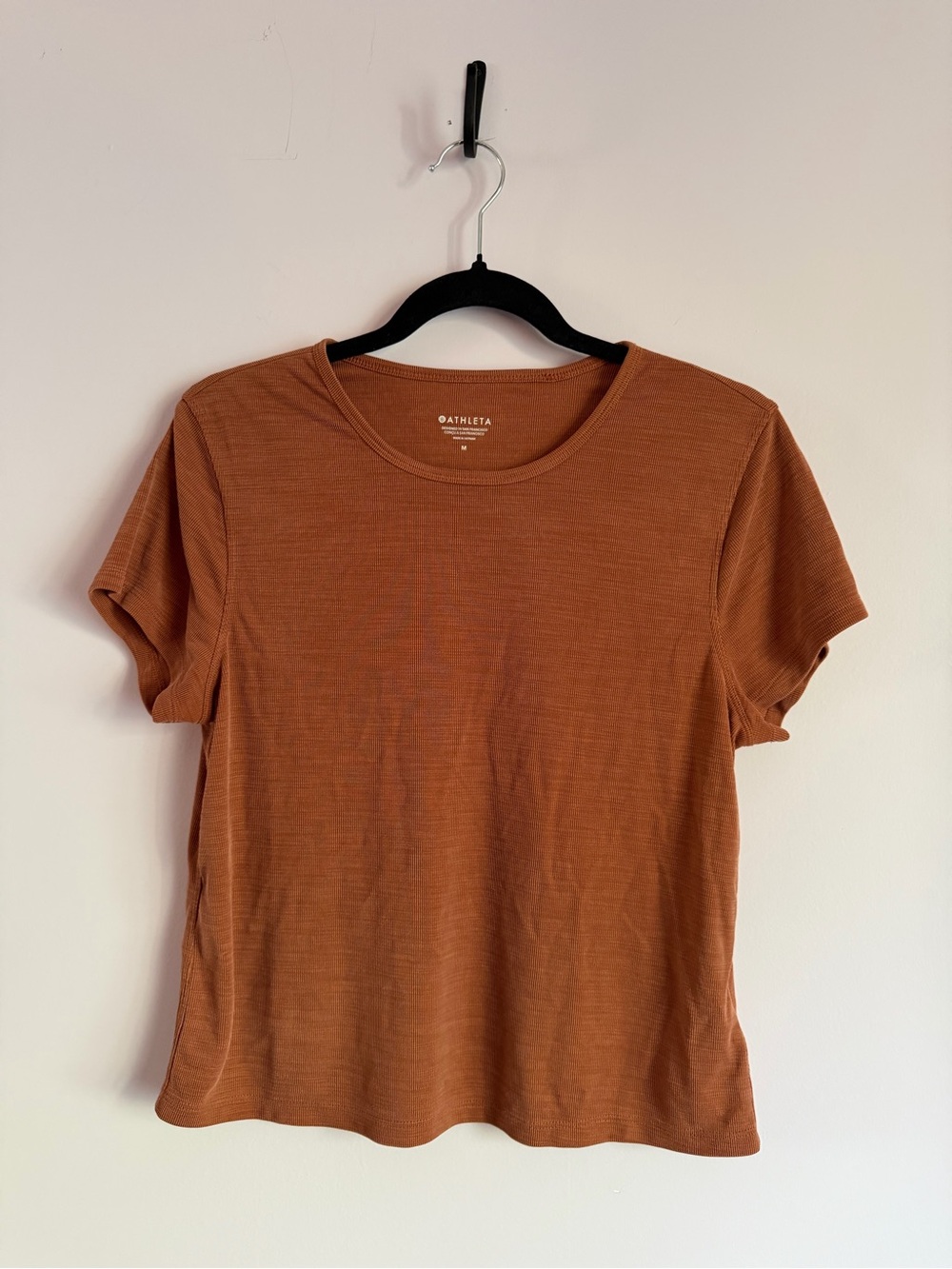 Athleta Women's Rust Orange Textured Short Sleeve Crew Tee M